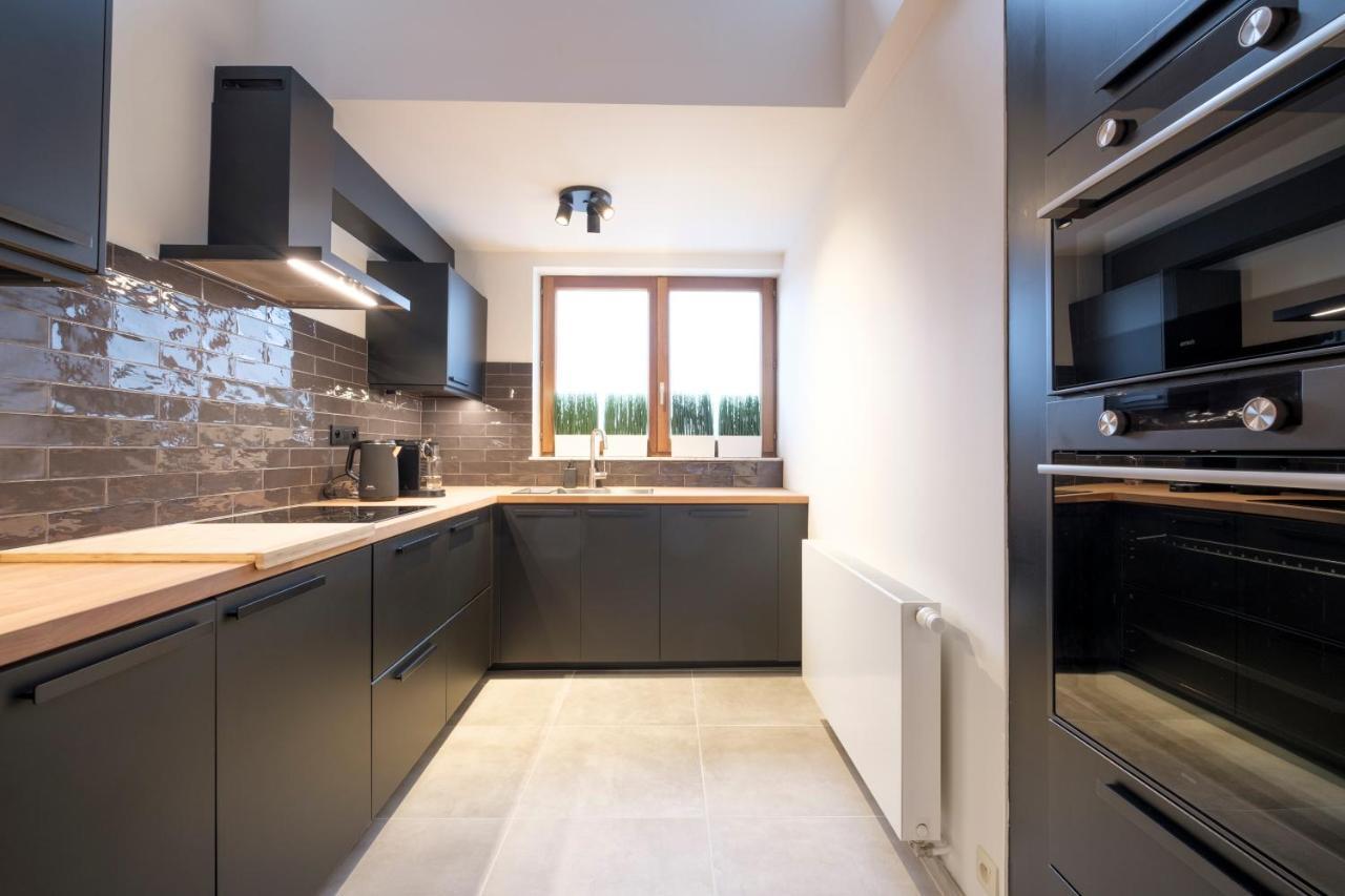 בריסל Functional Housings 2 Steps From Grand Place מראה חיצוני תמונה